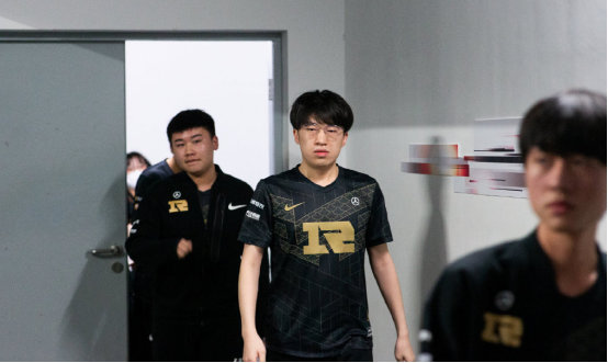 思熟慮的地 思熟慮的地