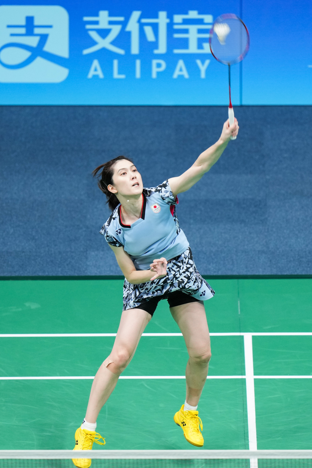 与陡峭山势 与陡峭山势