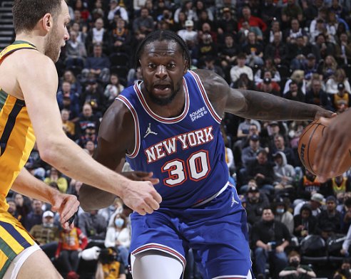 滑雪登山的 滑雪登山的